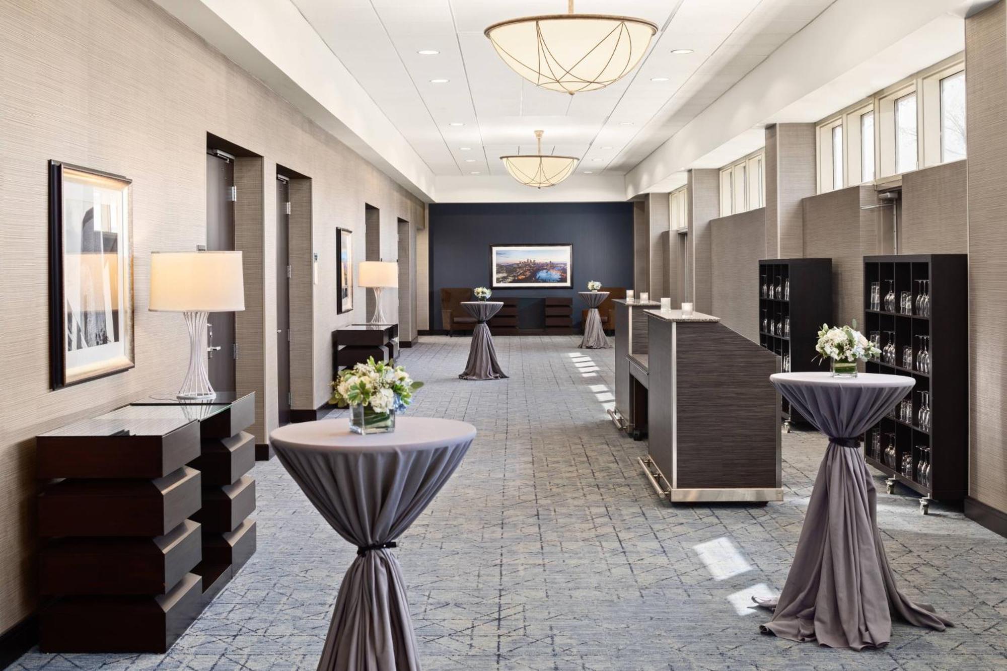 Courtyard By Marriott Minneapolis Downtown Exterior foto