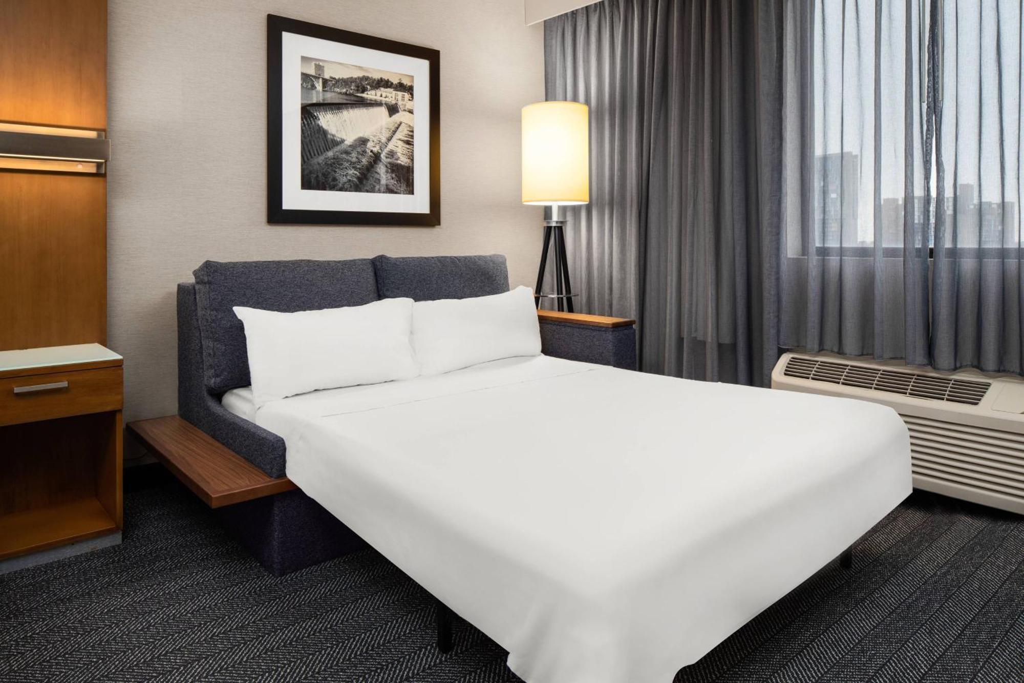 Courtyard By Marriott Minneapolis Downtown Exterior foto