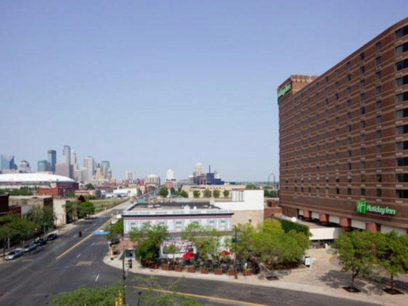 Courtyard By Marriott Minneapolis Downtown Exterior foto